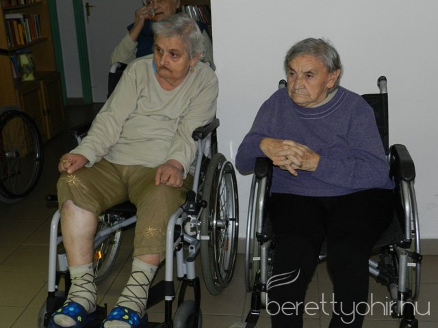 Az időseket köszöntötték 10